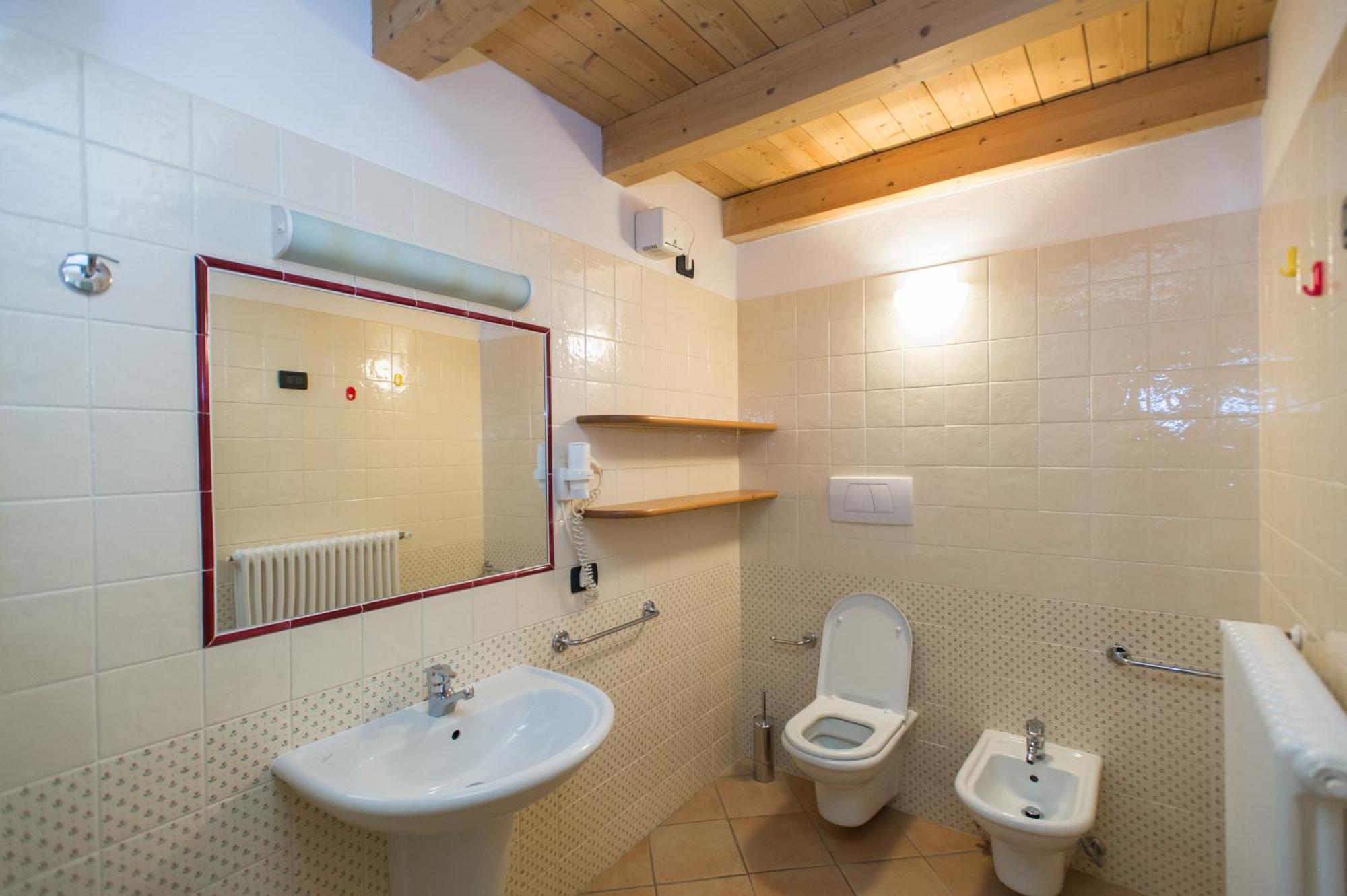 ペッリッツァーノ Casa Tomaselliアパートホテル エクステリア 写真